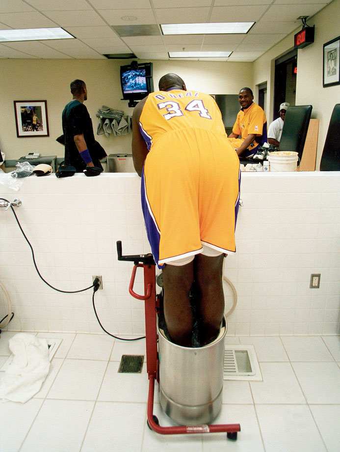 2002-Shaquille-O'Neal-001250662.jpg